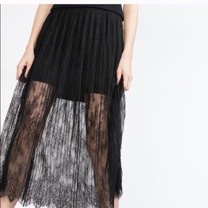 Forever 21 mesh palace muti-layer skirt black M